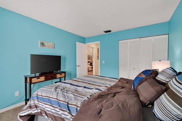 1646 SE Green Acres Circle F101, Port St. Lucie, FL 34952