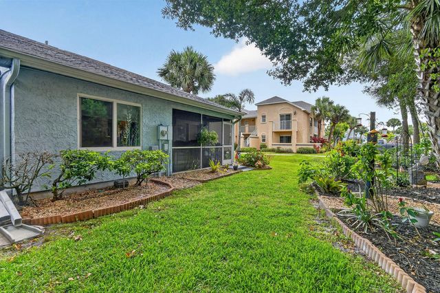 1646 SE Green Acres Circle F101, Port St. Lucie, FL 34952