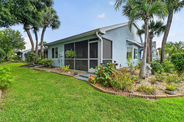 1646 SE Green Acres Circle F101, Port St. Lucie, FL 34952