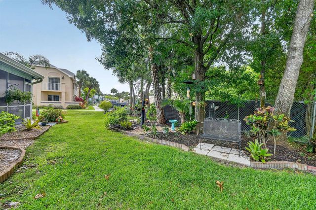1646 SE Green Acres Circle F101, Port St. Lucie, FL 34952