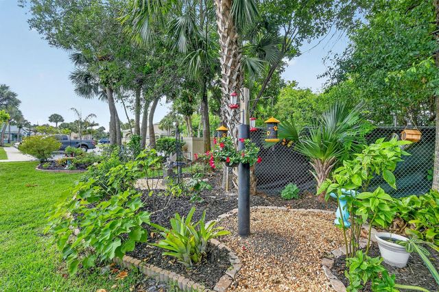 1646 SE Green Acres Circle F101, Port St. Lucie, FL 34952