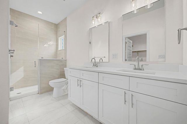 803 4th ST, Lockhart, TX 78644