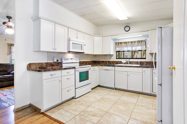 48014 Jaruco Bay, Boynton Beach, FL 33436