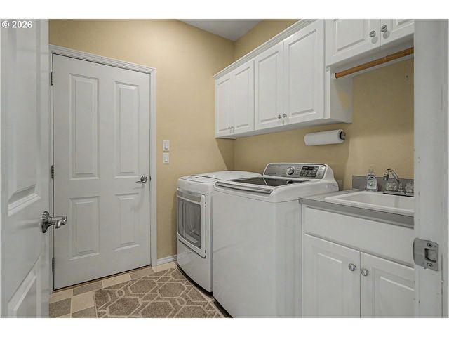 19955 Sw 60TH Ave, Tualatin, OR 97062