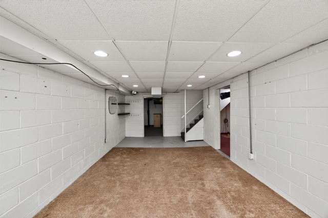 1820 62nd Street, Des Moines, IA 50322