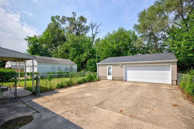 1820 62nd Street, Des Moines, IA 50322