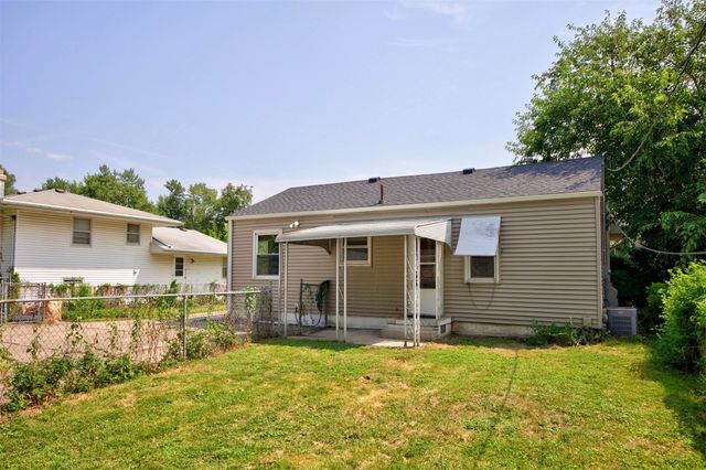 1820 62nd Street, Des Moines, IA 50322