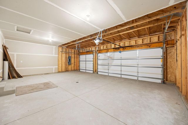 17965 Hidden Creek Trail, Lakeville, MN 55044