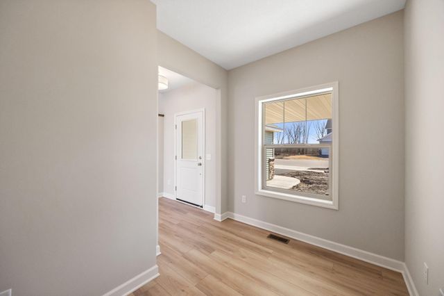 17965 Hidden Creek Trail, Lakeville, MN 55044