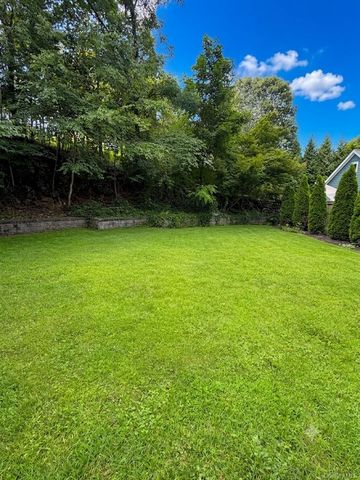 162 Florence Avenue, Thornwood, NY 10594