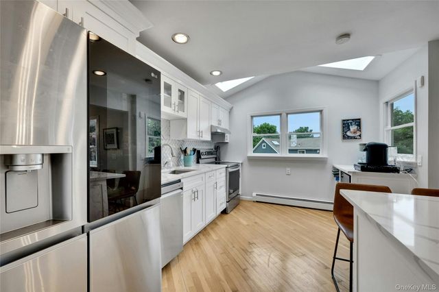 162 Florence Avenue, Thornwood, NY 10594