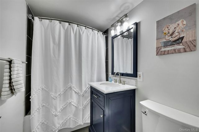 162 Florence Avenue, Thornwood, NY 10594