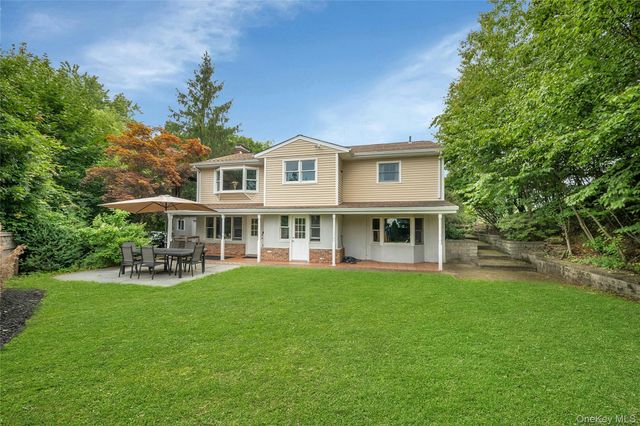 162 Florence Avenue, Thornwood, NY 10594