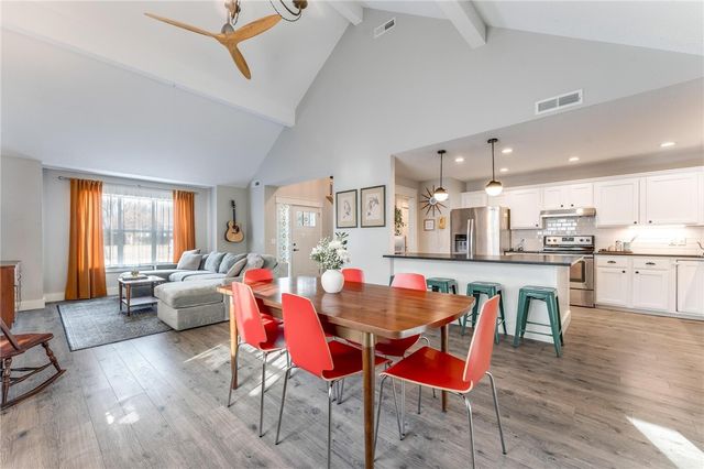 1770 N Hunters Ridge, Fayetteville, AR 72701