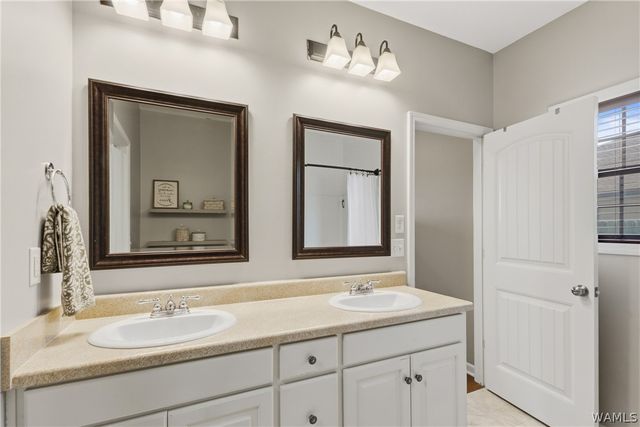 12238 Tom Montgomery, Northport, AL 35473