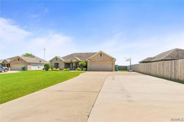 12238 Tom Montgomery, Northport, AL 35473