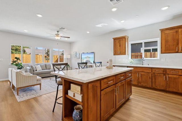 5125 St. Edwards Way, Elk Grove, CA 95758