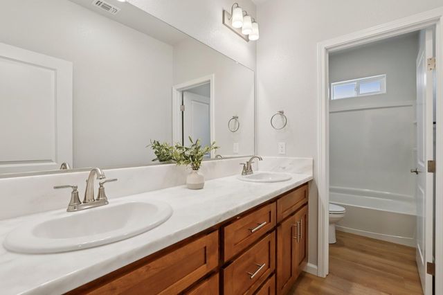 5125 St. Edwards Way, Elk Grove, CA 95758