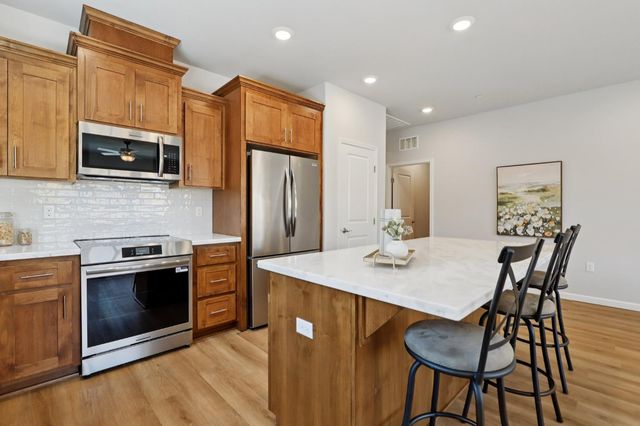 5125 St. Edwards Way, Elk Grove, CA 95758