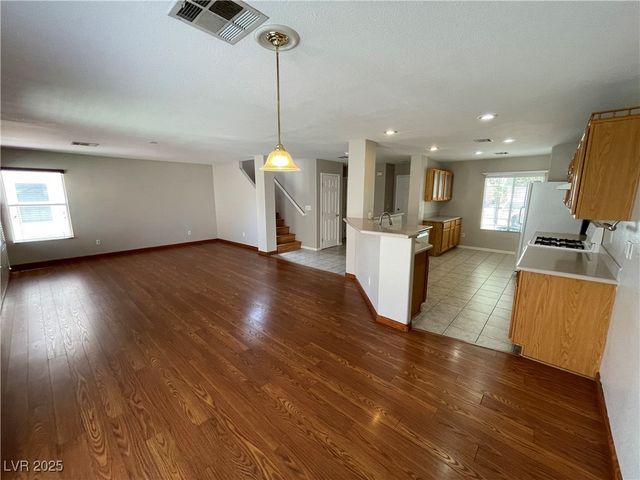 712 Salt Flats Circle, Henderson, NV 89011