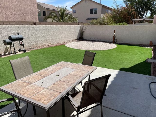 712 Salt Flats Circle, Henderson, NV 89011