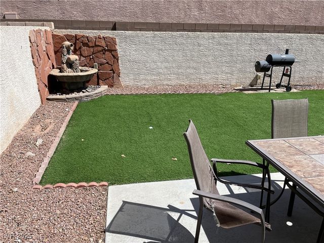 712 Salt Flats Circle, Henderson, NV 89011