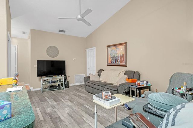 1500 HEIRLOOM DRIVE, Orlando, FL 32818