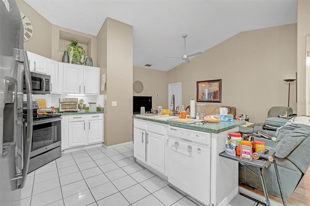 1500 HEIRLOOM DRIVE, Orlando, FL 32818