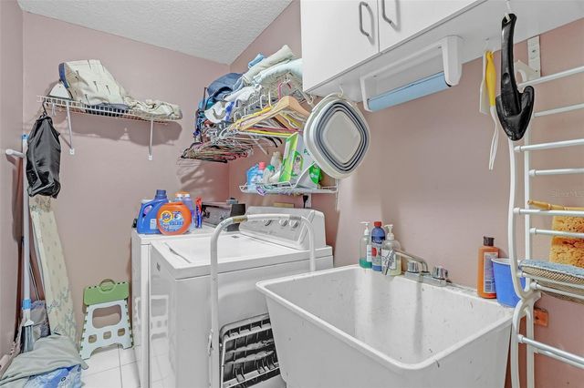 1500 HEIRLOOM DRIVE, Orlando, FL 32818