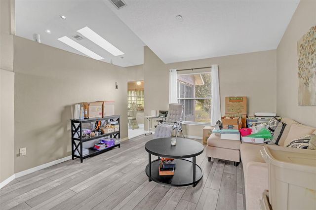 1500 HEIRLOOM DRIVE, Orlando, FL 32818