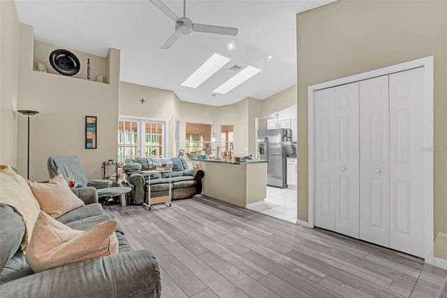 1500 HEIRLOOM DRIVE, Orlando, FL 32818