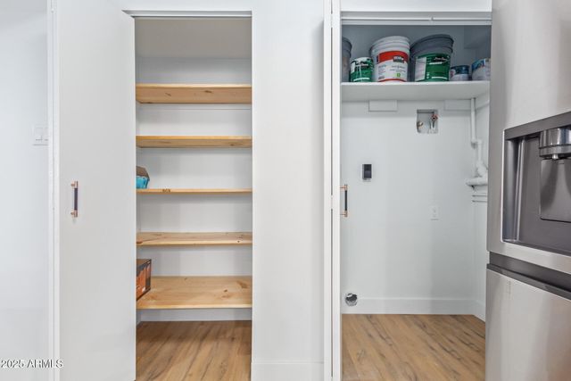 351 E THOMAS Road D208, Phoenix, AZ 85012