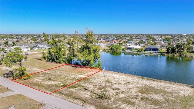1235 NW 20TH PLACE, Cape Coral, FL 33993