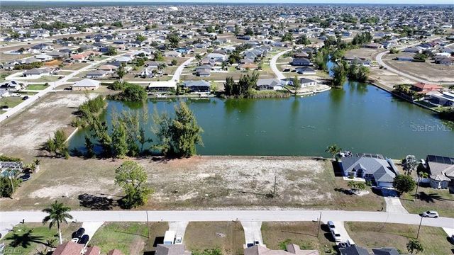 1235 NW 20TH PLACE, Cape Coral, FL 33993
