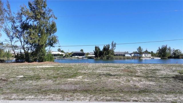 1235 NW 20TH PLACE, Cape Coral, FL 33993