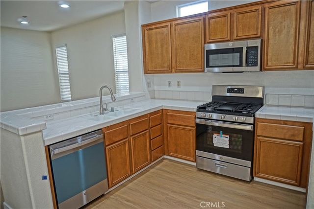 1372 Mcfadden, Fullerton, CA 92833