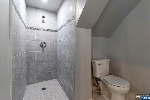 21 Dodd Street, East Orange, NJ 07017