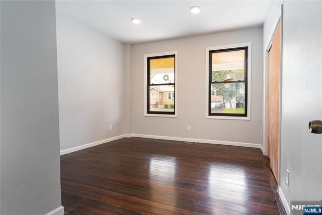 21 Dodd Street, East Orange, NJ 07017