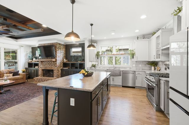 1107 Julian Way, Murfreesboro, TN 37128