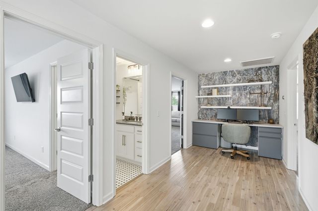 1107 Julian Way, Murfreesboro, TN 37128