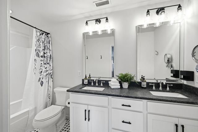 1107 Julian Way, Murfreesboro, TN 37128