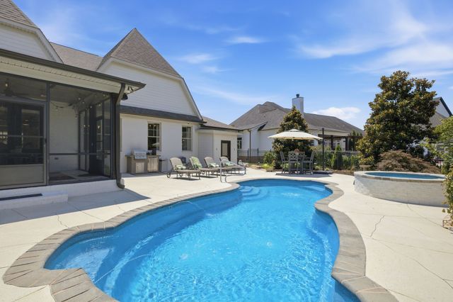 1107 Julian Way, Murfreesboro, TN 37128