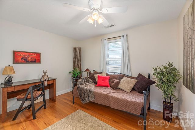 1236 Brown Avenue, Waynesville, NC 28786