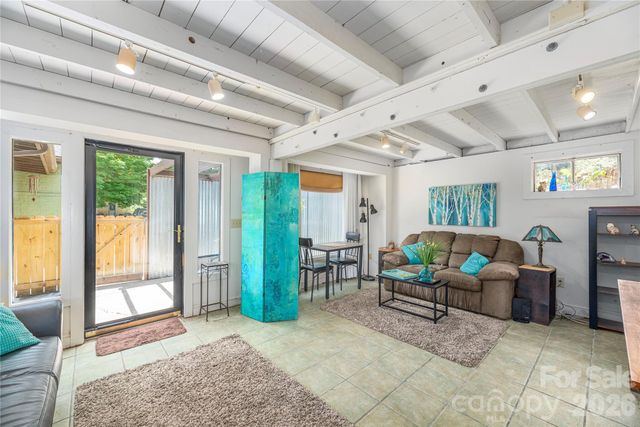 1236 Brown Avenue, Waynesville, NC 28786