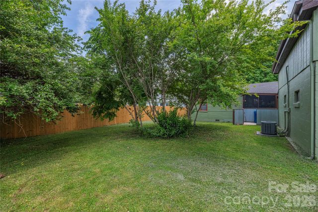 1236 Brown Avenue, Waynesville, NC 28786