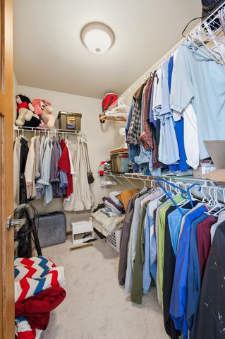 3648 Pierce Street S, Fargo, ND 58104