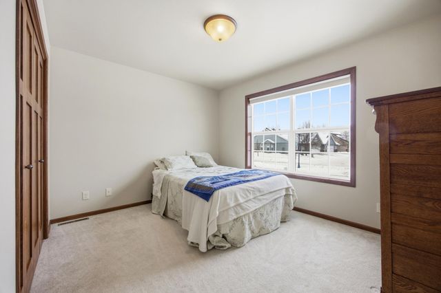 3648 Pierce Street S, Fargo, ND 58104