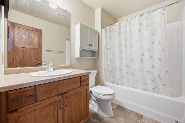 3648 Pierce Street S, Fargo, ND 58104