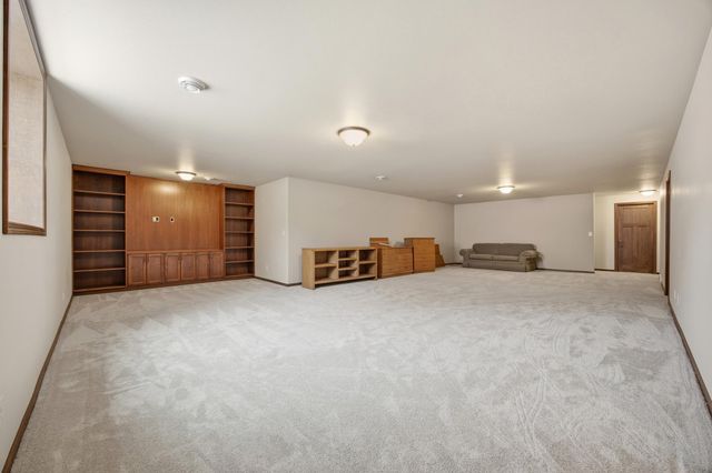 3648 Pierce Street S, Fargo, ND 58104