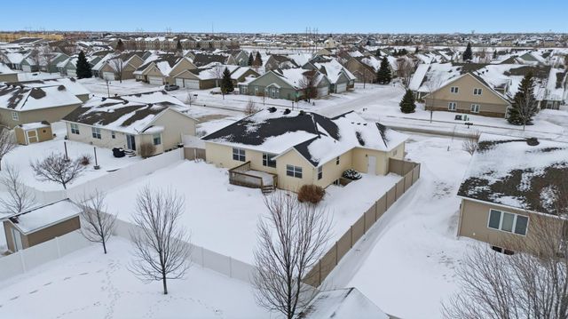 3648 Pierce Street S, Fargo, ND 58104